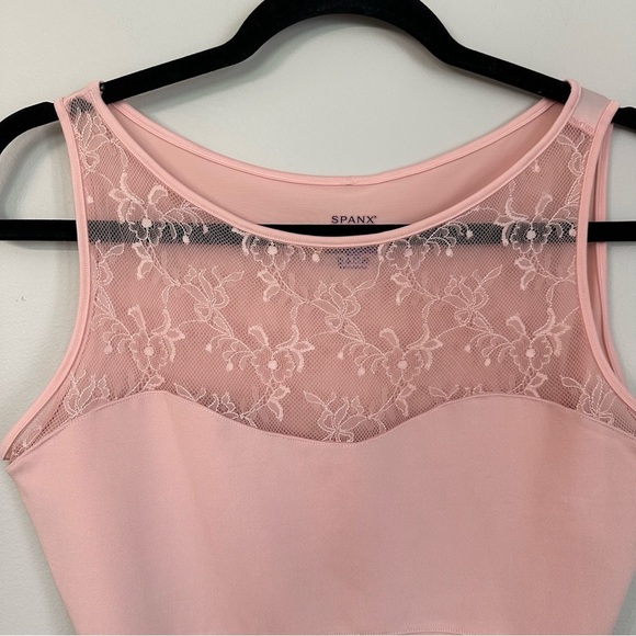 SPANX by Sara Blakely Rosebud Pink Lace Hide & Sleek Bateau Tank Top Sz L GUC - Picture 5 of 6